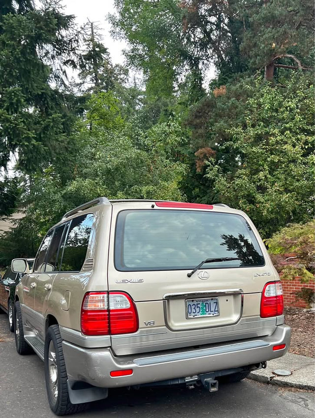 2002 Lexus LX · LX 470 Sport Utility 4D in Portland, OR (photo 1)