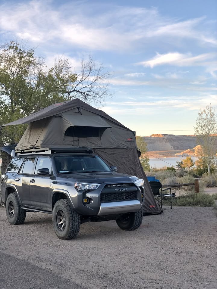 2018 Toyota 4Runner TRD Off-Road Premium 4x4 — Lifted Overland Build, Rooftop Tent in Phoenix, AZ (photo 1)