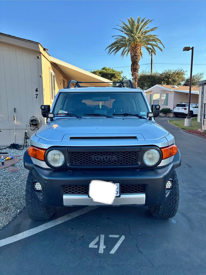 2008 Toyota FJ Cruiser in San Dimas, CA (photo 1)