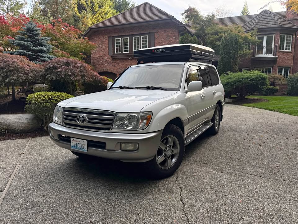 2007 Toyota Landcruiser in Woodinville, WA (photo 1) — photo 1