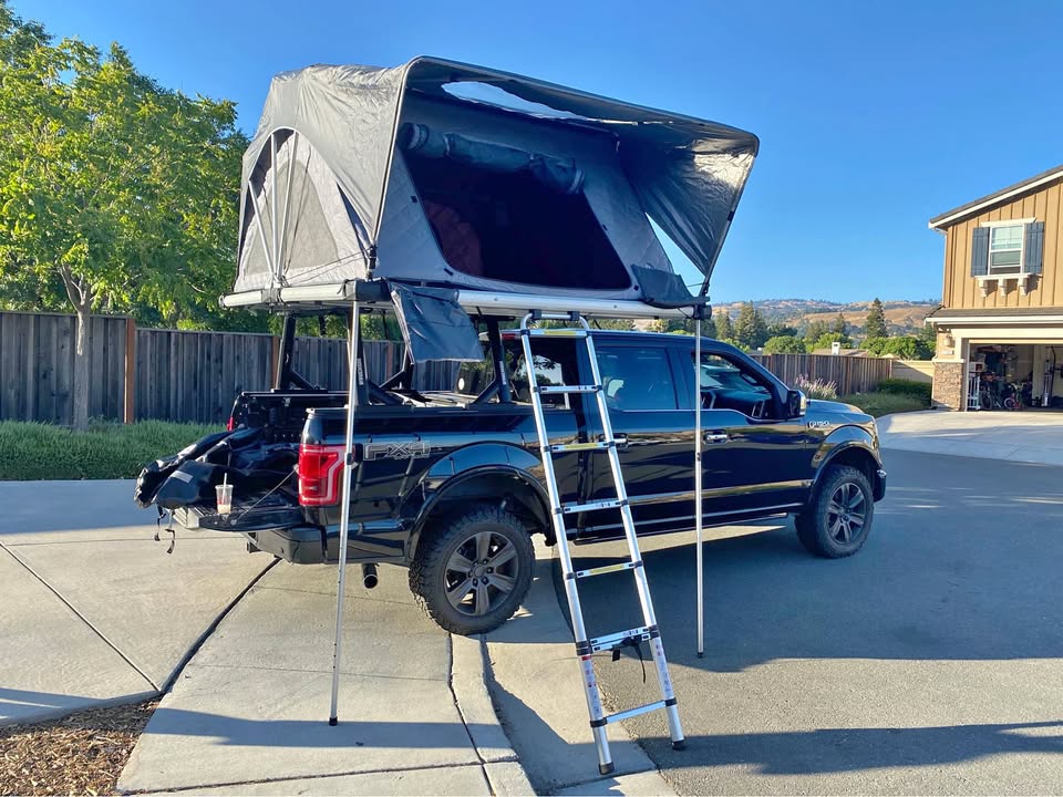 2020 Free Spirit Recreation High Country 80” Rooftop Tent – Excellent Condition in Morgan Hill, CA (photo 1) — photo 1