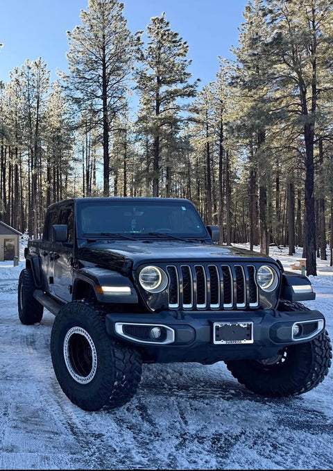 2021 Jeep Gladiator · Overland Pickup 4D 5 ft