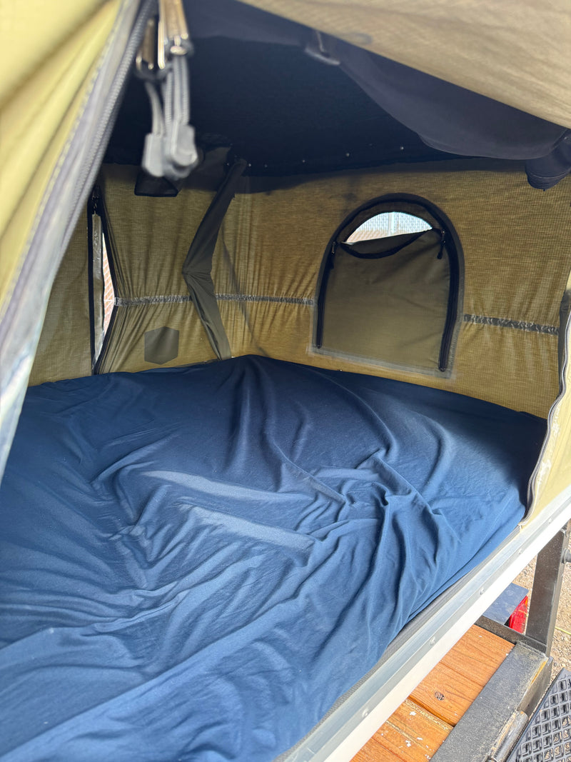 CVT Mt. St. Helens Hardshell Rooftop Tent — photo 7 — photo 7