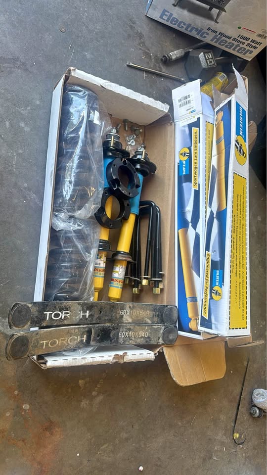 Toyota Tacoma shocks and lift kit in Modesto, CA (photo 1)