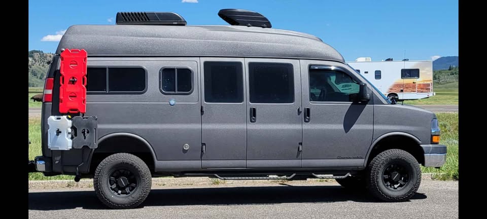 2008 Sportsmobile chevy express 3500 4x4 in Carbondale, CO (photo 2) — photo 2