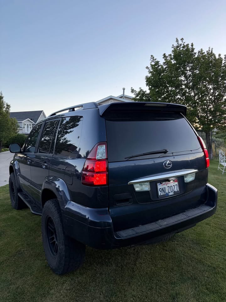 2004 Lexus GX · GX 470 Sport Utility 4D in Pleasant Grove, UT (photo 4) — photo 4