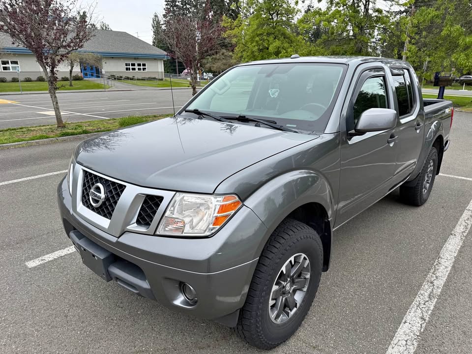 2018 Nissan Frontier Crew Cab · PRO-4X in Snohomish, WA (photo 1)