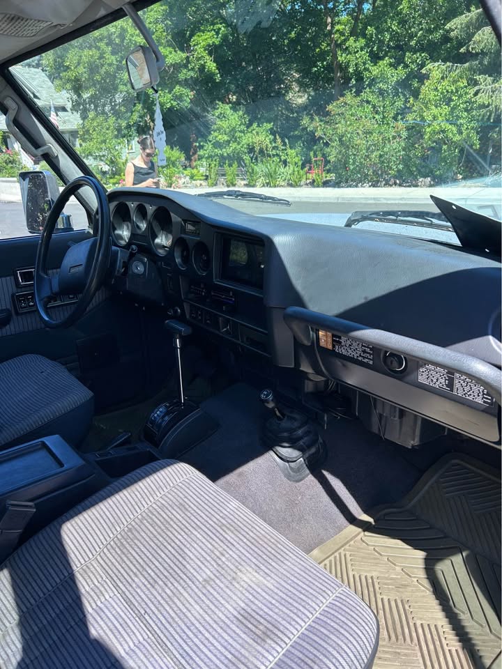 1988 Toyota Landcruiser in Spokane, WA (photo 7)