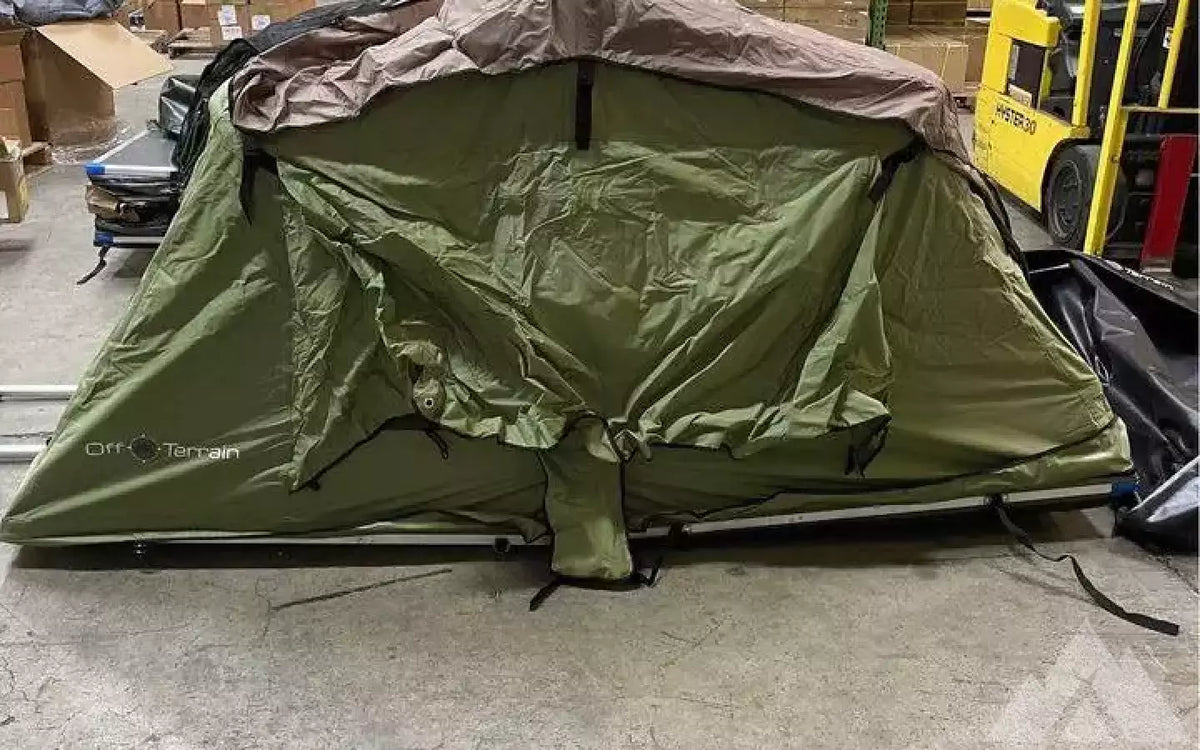 2 BRAND NEW still in BOX roof top tents — used rooftop tents for sale (photo 3) — photo 3