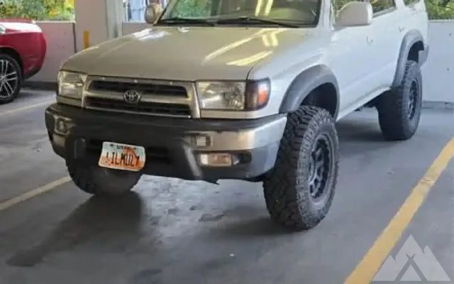 2000 Toyota 4Runner — photo 2