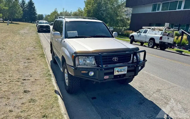 2000 Toyota Land Cruiser — photo 2