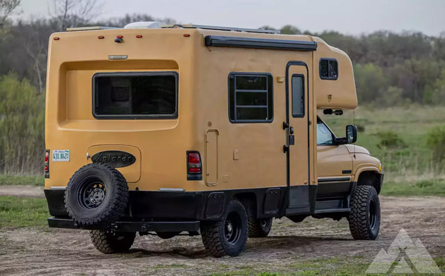 2001 Dodge Ram 3500 Cab Chassis — photo 2