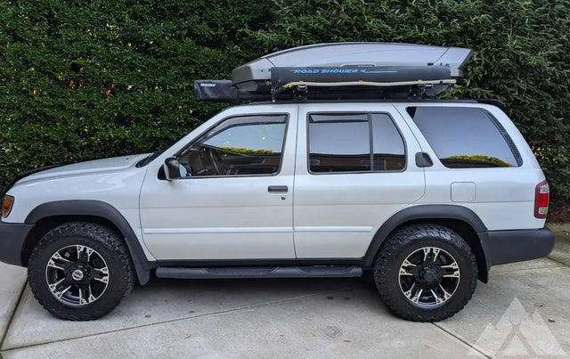 2001 Nissan Pathfinder — photo 2