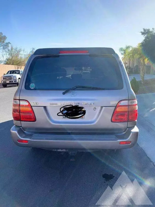 2001 Toyota Land Cruiser — photo 2