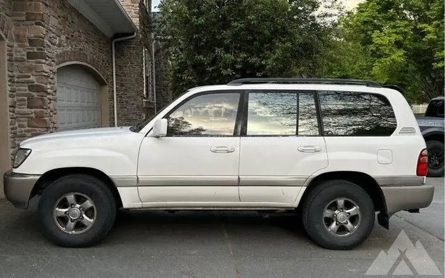 2002 Toyota Land Cruiser — photo 2