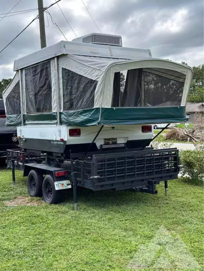 2003 Fleetwood tao — used overland trailer for sale in Lakeland, FL (photo 4) — photo 4