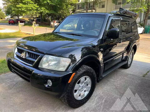 2004 Mitsubishi Montero