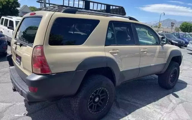 2004 Toyota 4Runner — photo 2