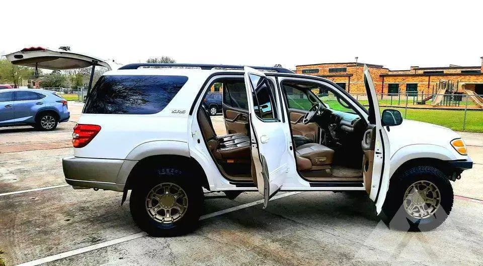 2004 Toyota Sequoia — used overland rig for sale in Conroe, TX (photo 3) — photo 3