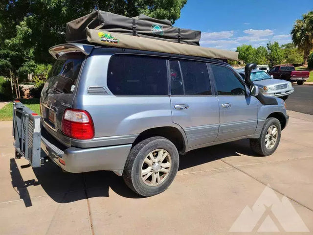 2005 Lexus LX 470 — photo 3
