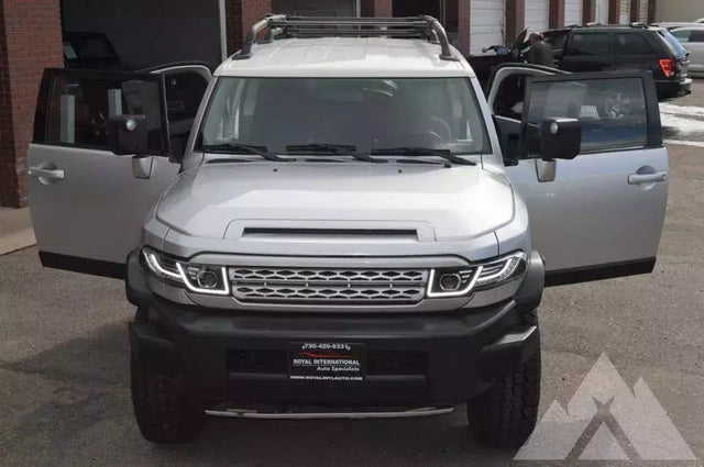 2007 Toyota FJ Cruiser — photo 2