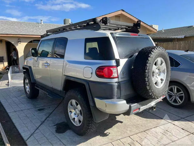 2007 Toyota FJ Cruiser — photo 2