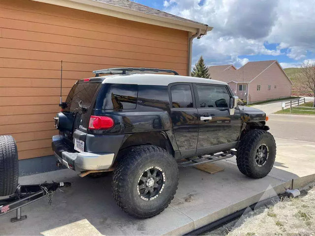 2007 Toyota FJ Cruiser — photo 2