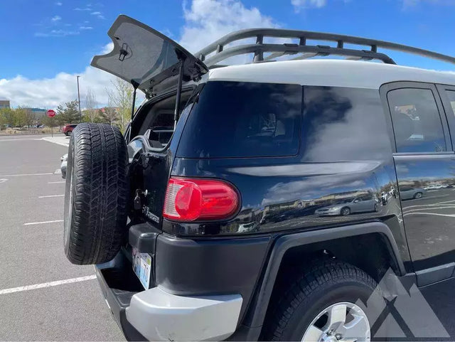 2007 Toyota FJ Cruiser — photo 3