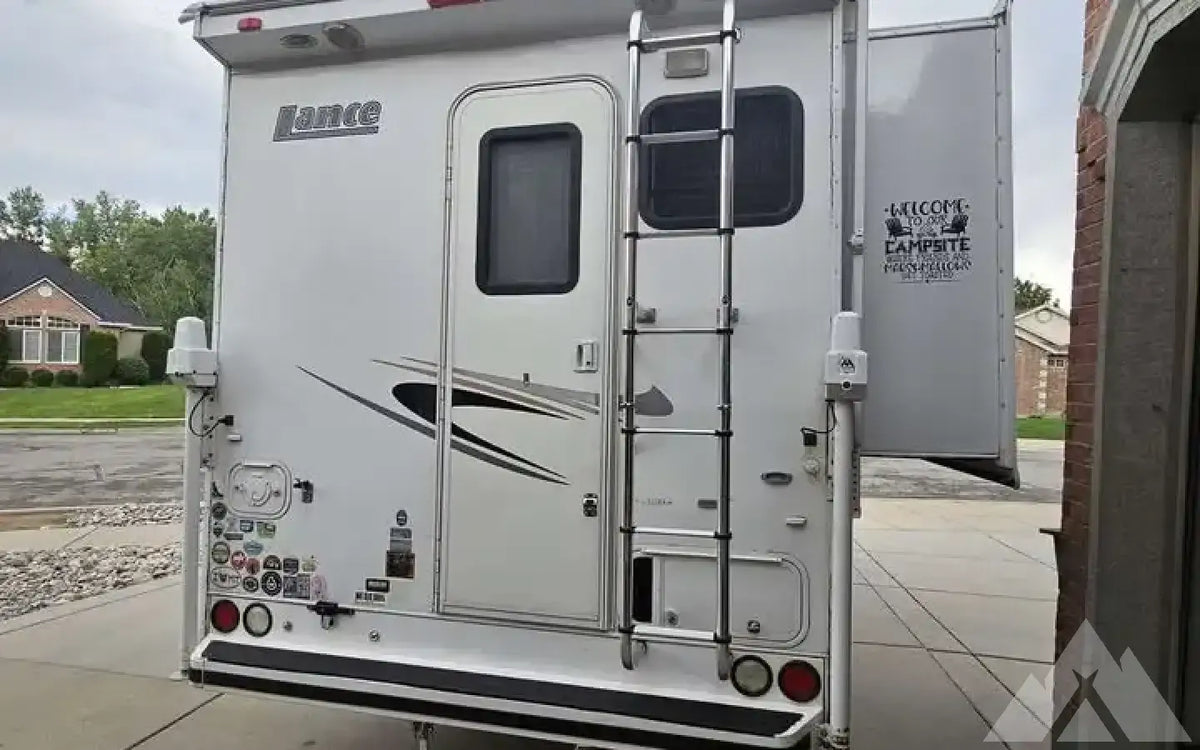 2008 Lance 861 — used for sale in Ogden, UT (photo 3) — photo 3