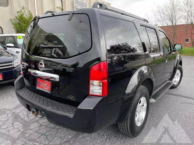 2008 Nissan Pathfinder — photo 2