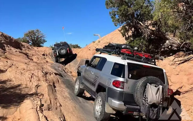 2008 Toyota FJ Cruiser — photo 2