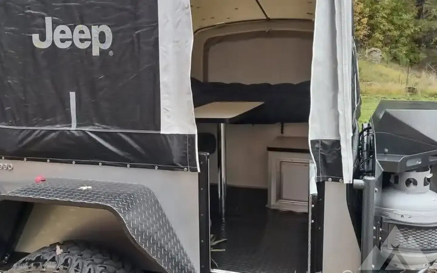 2009 featherlight jeep — used overland trailer for sale in Flagstaff, AZ (photo 4)