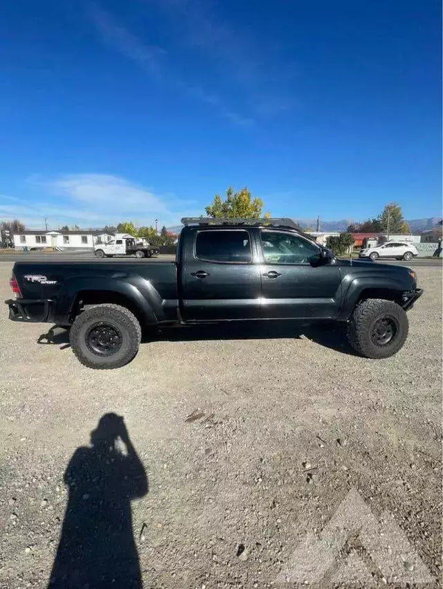 2010 Toyota Tacoma — photo 2