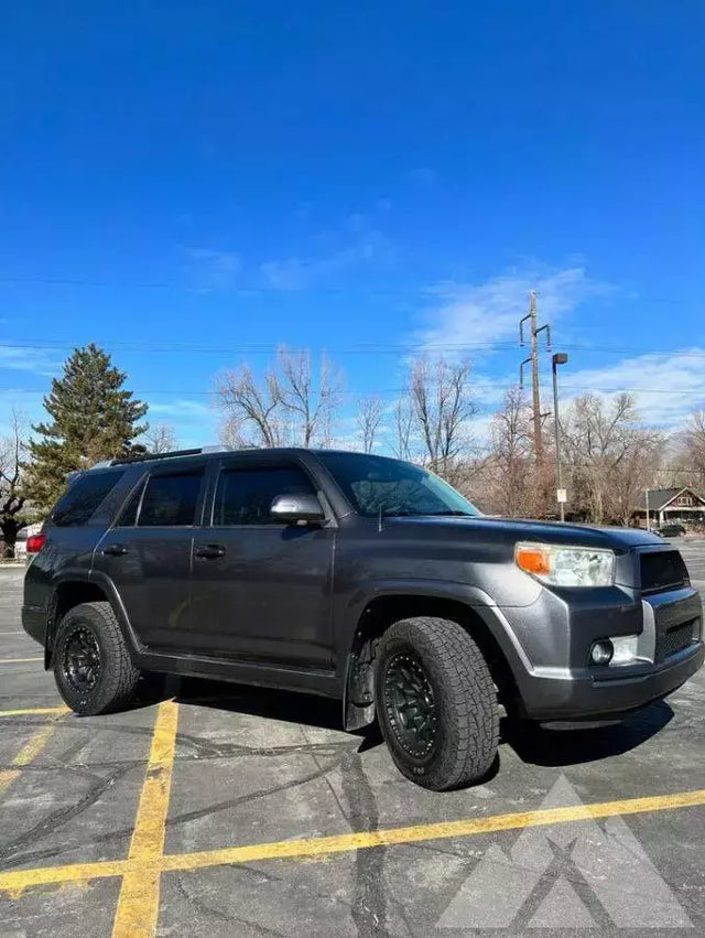 2011 Toyota 4Runner — photo 2