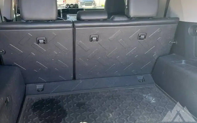 2012 Toyota FJ Cruiser — photo 3