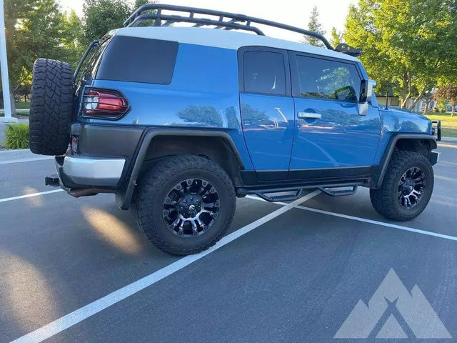 2012 Toyota FJ Cruiser — photo 3