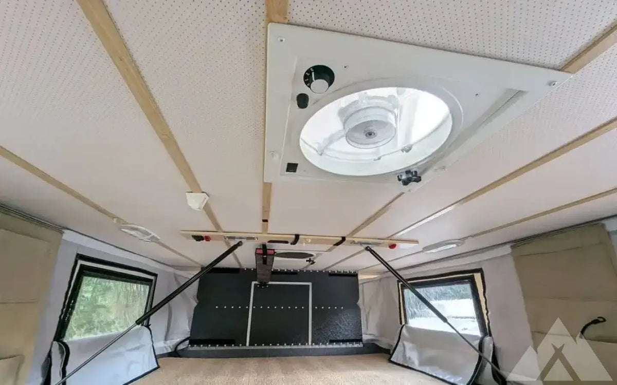 2013 FWC (Four Wheel Campers) hawk — used for sale in Denver, CO (photo 5) — photo 5