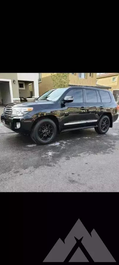 2013 Toyota Land Cruiser — used overland rig for sale in Henderson, NV (photo 2) — photo 2