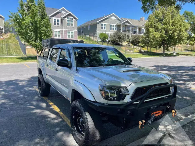 2013 Toyota Tacoma — photo 2