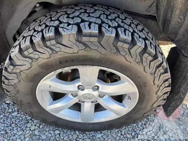 2014 Lexus GX 460 — photo 2