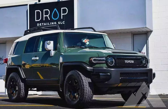 2014 Toyota FJ Cruiser — photo 2
