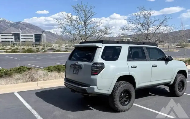 2016 Toyota 4Runner — photo 3