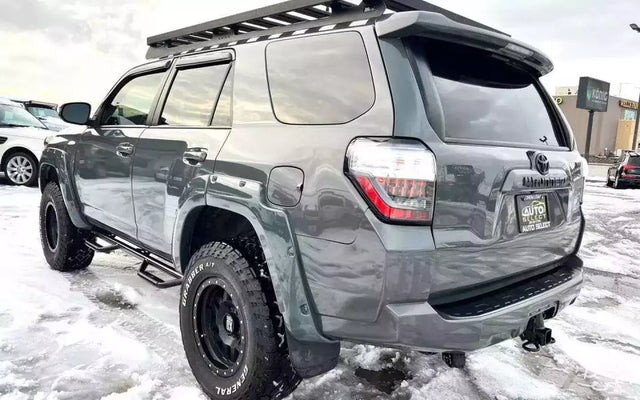 2016 Toyota 4Runner — photo 3
