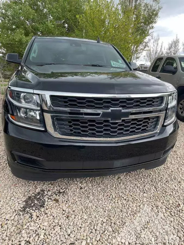 2017 Chevrolet Tahoe — photo 2