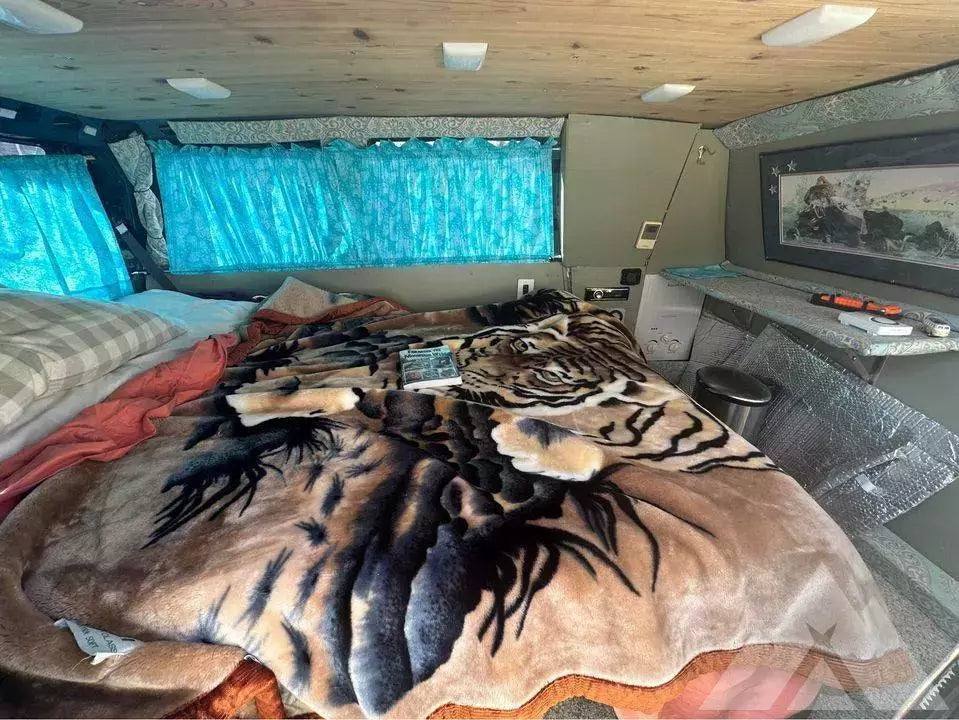 2017 Jeep grand cherokee camper — used overland trailer for sale in Thornton, CO (photo 3)