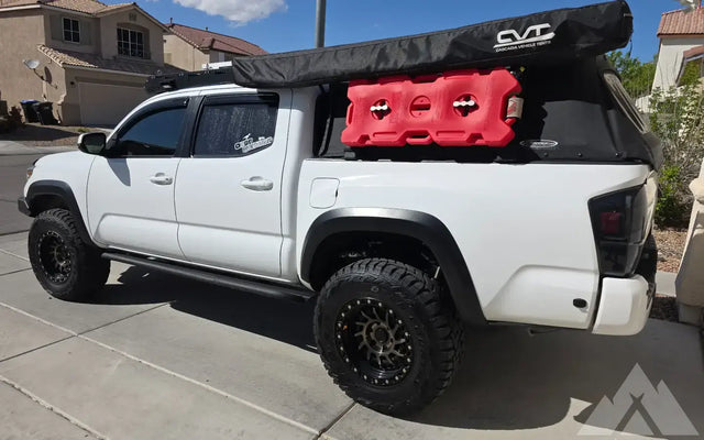 2017 Toyota Tacoma — photo 3