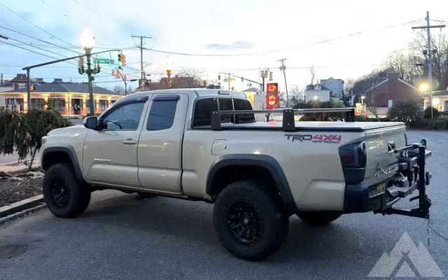 2017 Toyota Tacoma — photo 3
