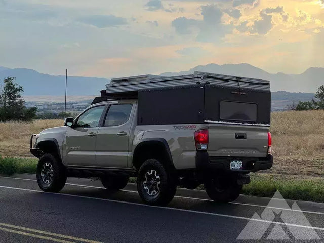 2017 Toyota Tacoma — photo 3