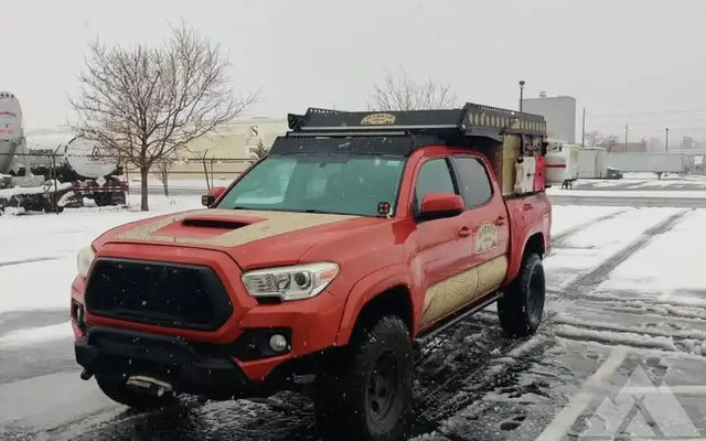 2017 Toyota Tacoma — photo 2