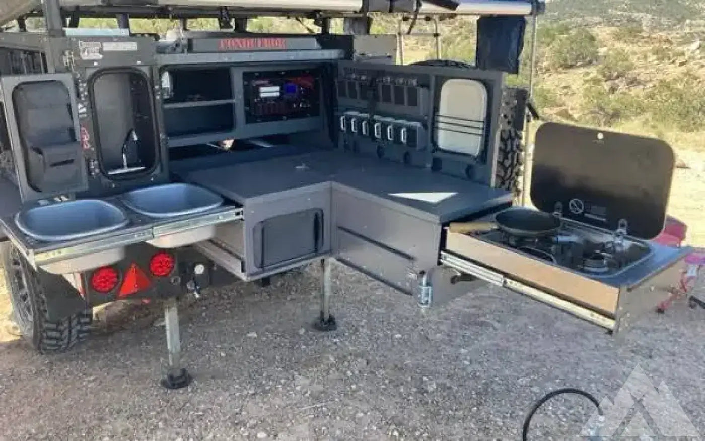 2018 Conqueror uev 390 platinum — used overland trailer for sale in Conifer, CO (photo 2) — photo 2